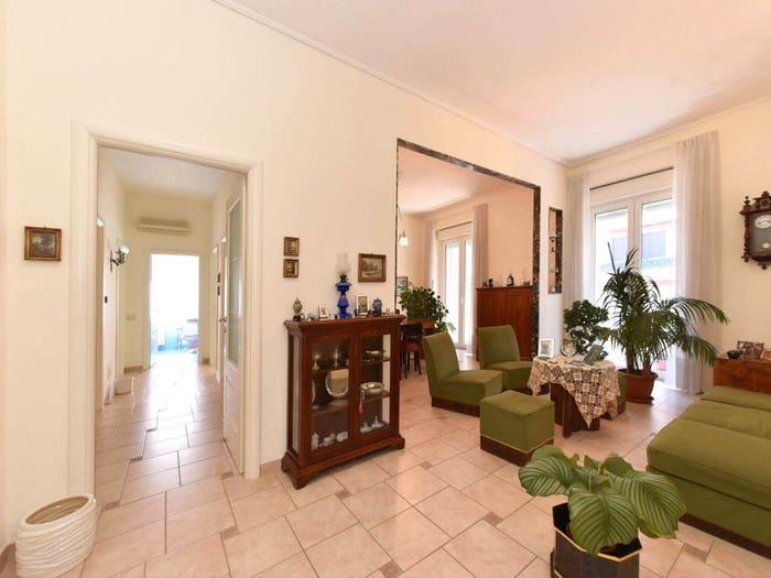 Appartamento quadrilocale in vendita in Via Giovanni Battista Tuveri, Piazza della Repubblica, Cagliari