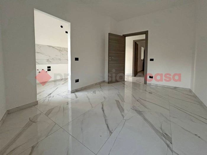 Appartamento trilocale in vendita in Via Vecchia, Centro, Borgomanero