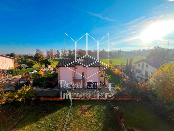 Casa quadrilocale in vendita in Via G Menconi, Pilastro, Langhirano