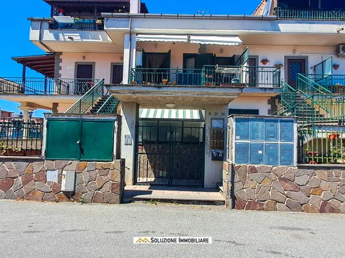 Appartamento trilocale in vendita in Via Cagliari, Pavona, Albano Laziale