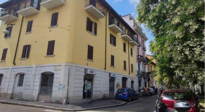 Appartamento trilocale in vendita in Piazza Anita Garibaldi, Baggio, Milano