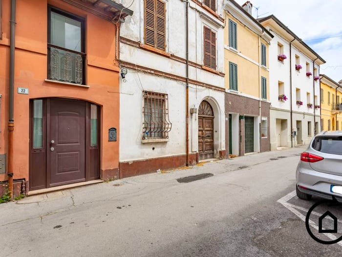 Casa con 6 locali in vendita in Via Sendi, Centro, Forlimpopoli