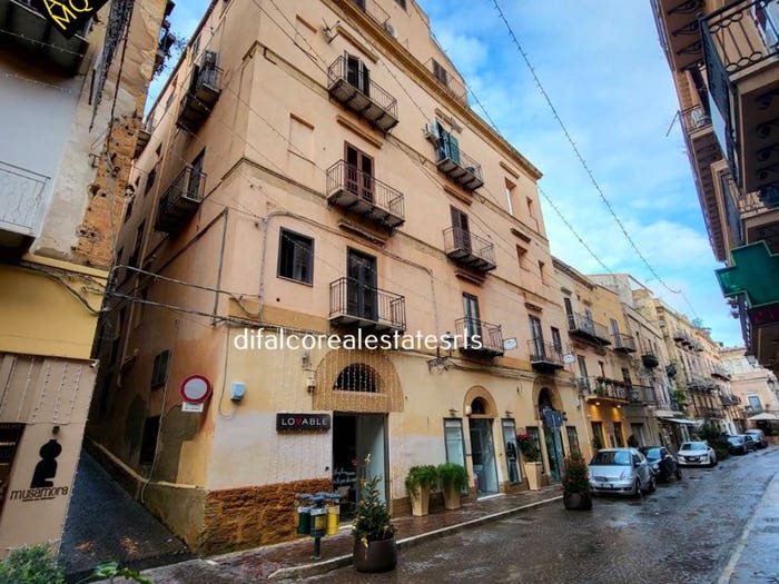 Appartamento trilocale in vendita in Via Atenea, Centro Storico, Agrigento