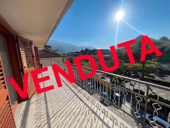 Appartamento trilocale in vendita in Via della Libertà, Centro, Roccapiemonte