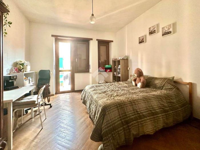 Appartamento con 5 locali in affitto in Via spano, Lingotto, Torino