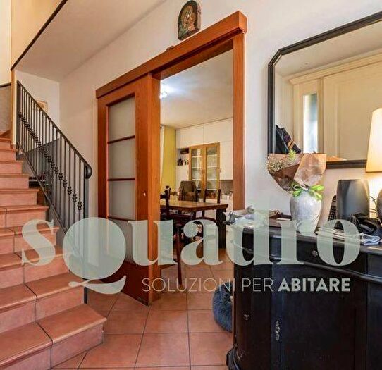 Casa con 5 locali in vendita in Forli'