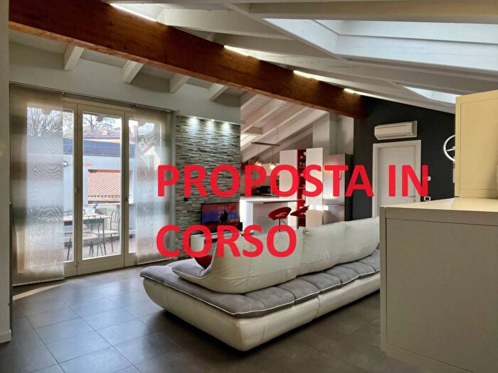 Casa quadrilocale in vendita in Vicolo Chiuso, Centro, Imbersago