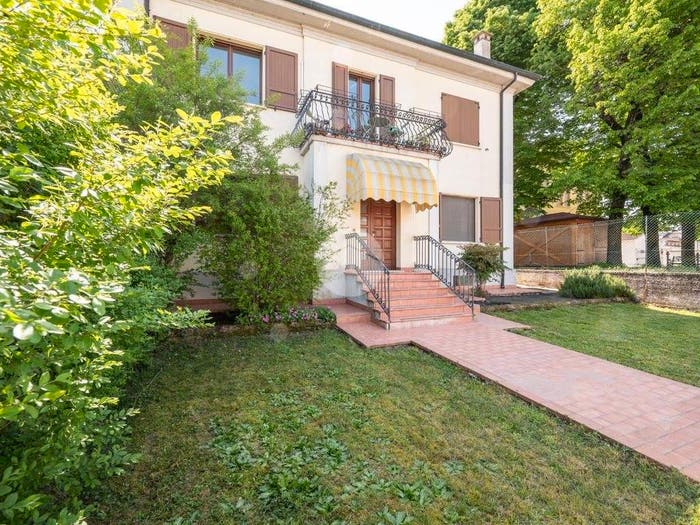 Appartamento trilocale in vendita in Via S Pietro, Belforte, Gazzuolo