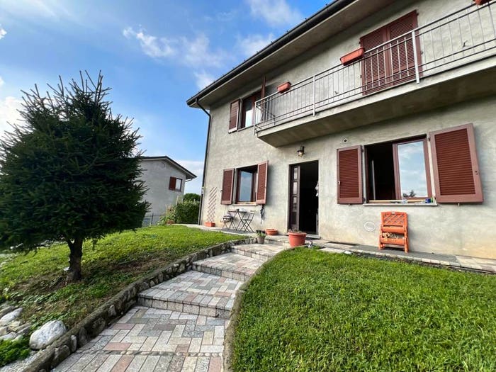 Casa quadrilocale in vendita in Strada Comunale della Foppa, Orsenigo