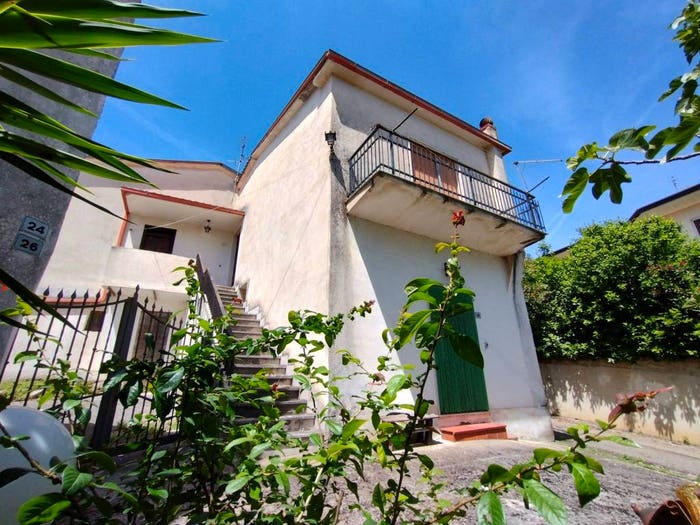 Casa con 5 locali in vendita in Via Fraioli, Fraioli, Rocca d'Arce