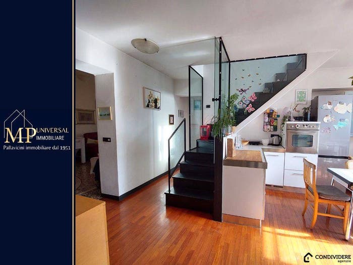 Appartamento con 6 locali in vendita in VIA BURANELLO, Sampierdarena, Genova