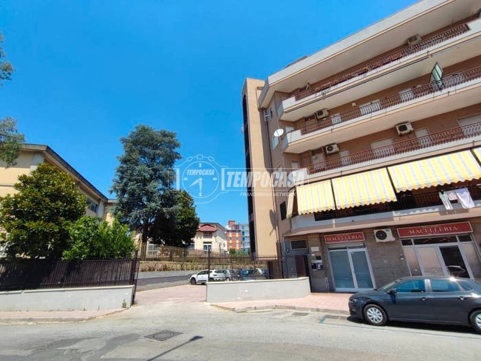 Appartamento quadrilocale in vendita in Via Alfonso d'Aragona, Aversa