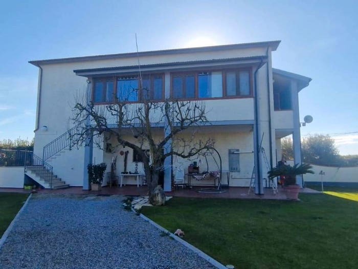 Casa con 6 locali in vendita in Albinia, Orbetello