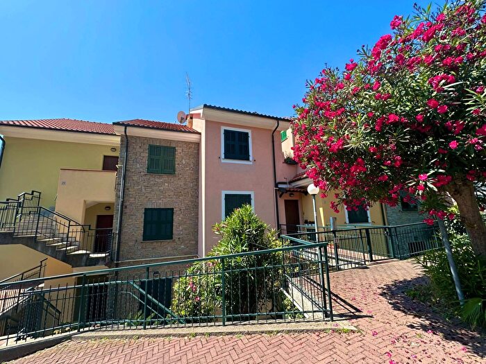Appartamento bilocale in vendita in Via Ville, Ceriale