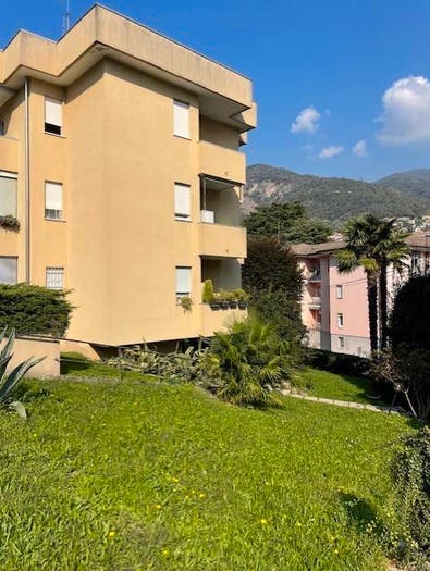 Appartamento trilocale in vendita in Via Pellegrino Tibaldi, Tavernola, Como