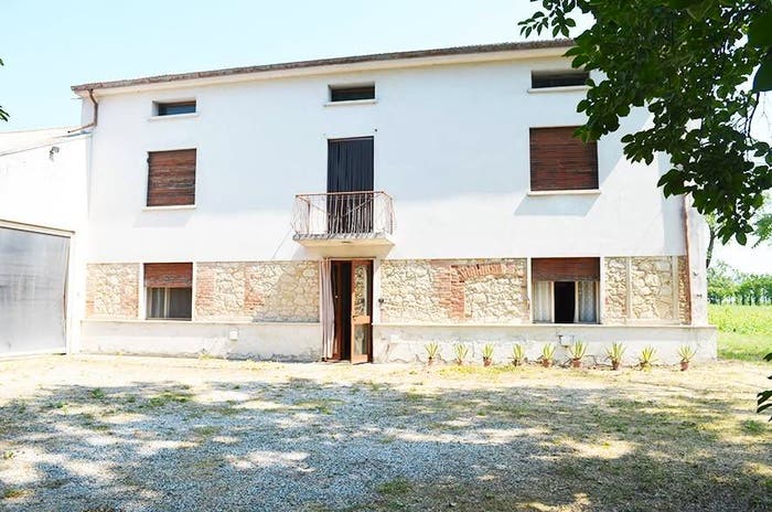 Casa con 6 locali in vendita in Via Salboro, Pojana Maggiore