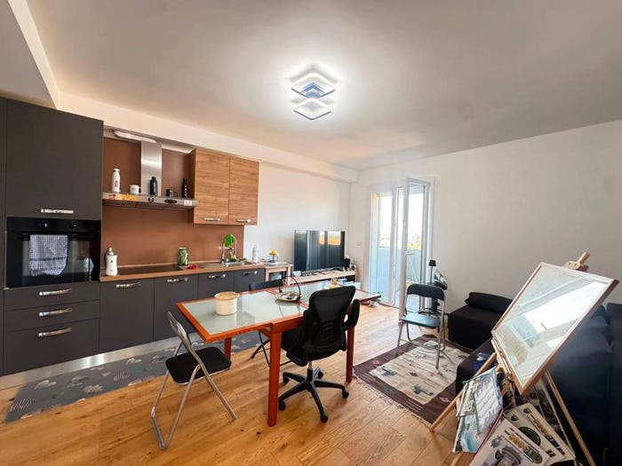 Appartamento trilocale in vendita in Via Jacopo di Paolo, Bolognina, Bologna