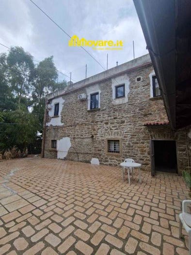 Casa con 6 locali in vendita in Contrada Granata, Rotondella