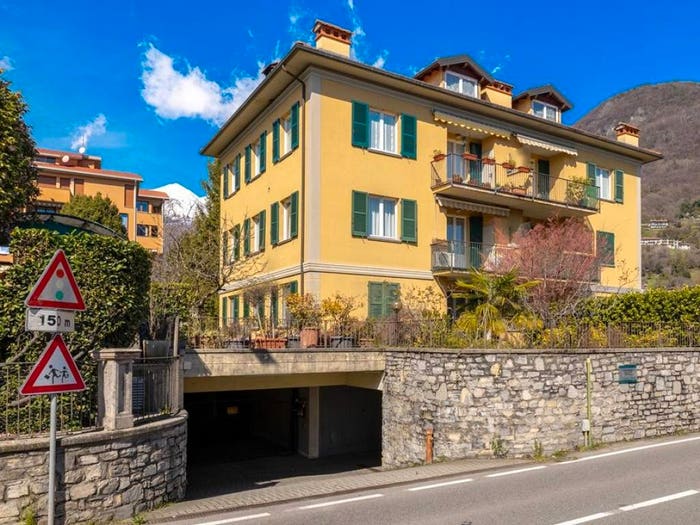 Appartamento trilocale in vendita in Via Regina Ponente, Gravedona, Gravedona ed Uniti