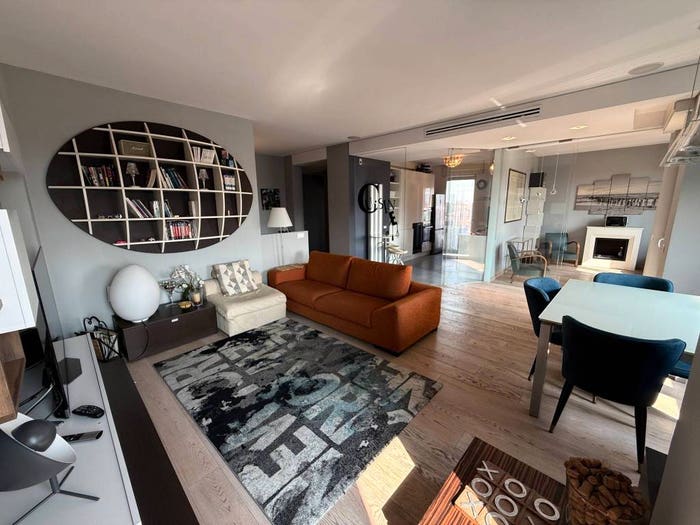 Appartamento trilocale in vendita in Via Friuli, Porta Romana Medaglie d'Oro, Milano
