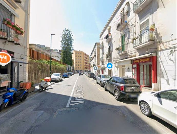 Appartamento trilocale in vendita in Via Consalvo, Fuorigrotta, Napoli