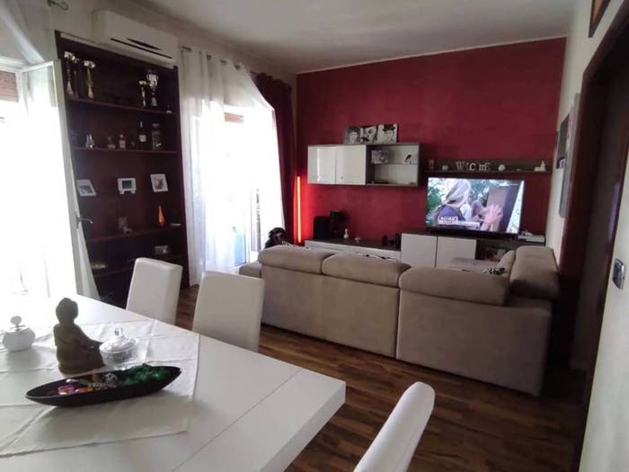 Casa con 6 locali in vendita in Via Tenente Platania, Motta Sant'Anastasia