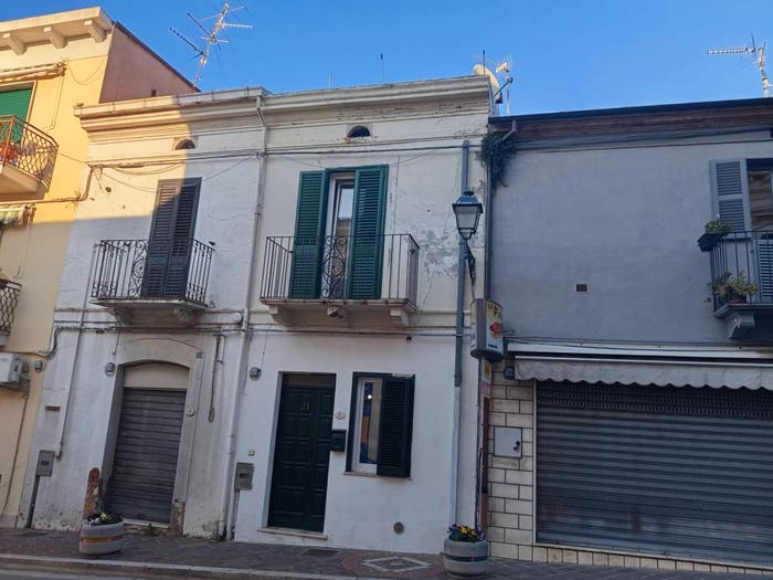 Casa trilocale in vendita in Via Roma, Centro, Fossacesia