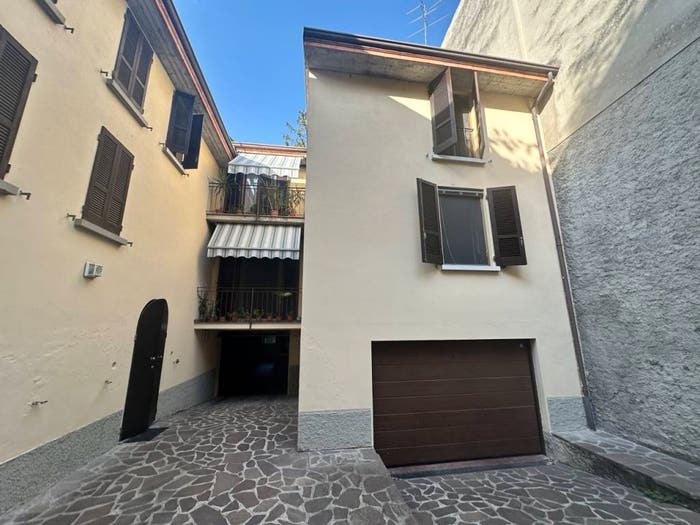 Casa quadrilocale in vendita in Via Manini, Centro, Cremona
