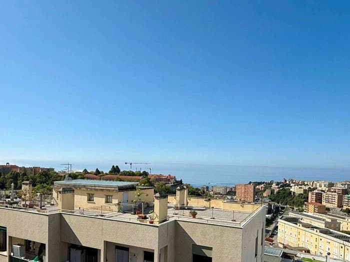 Appartamento trilocale in vendita in Via Carlo Swinburne, Quarto, Genova