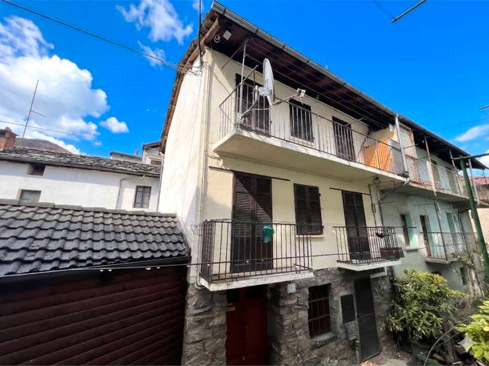 Casa quadrilocale in vendita in Via del Pilone, Perosa Argentina