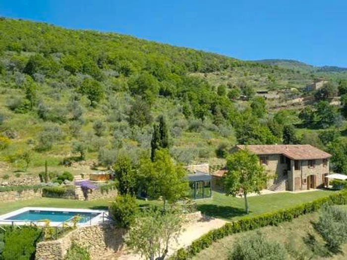 Casa in vendita in Cortona