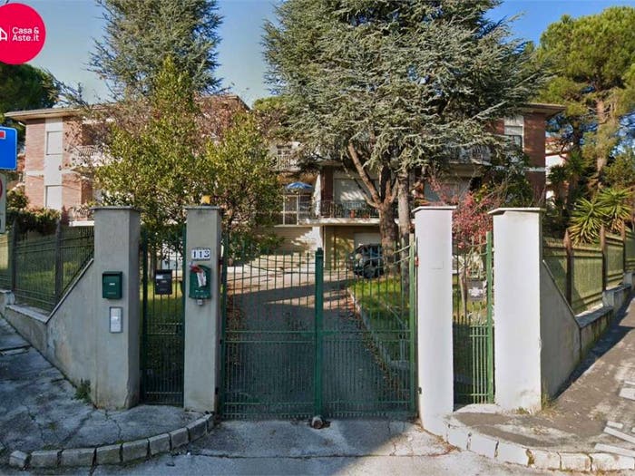 Appartamento con 6 locali in vendita in Via Ugo Foscolo, San Marone San Giuseppe Risorgimento, Civitanova Marche