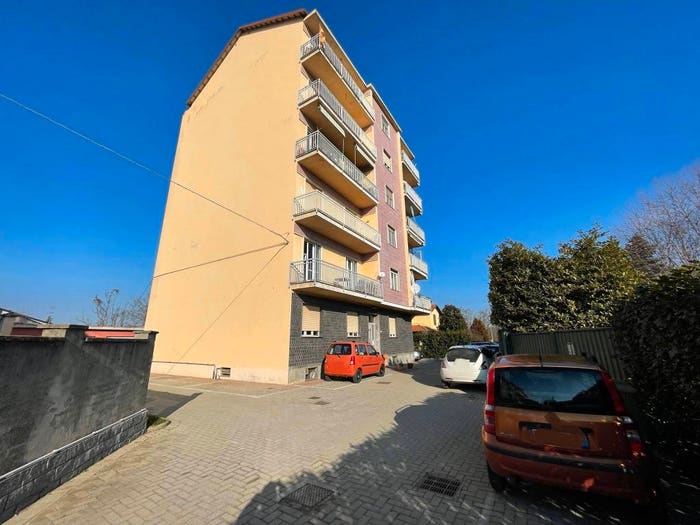 Appartamento trilocale in vendita in Via Martiri Partigiani, Centro, Buttigliera d'Asti