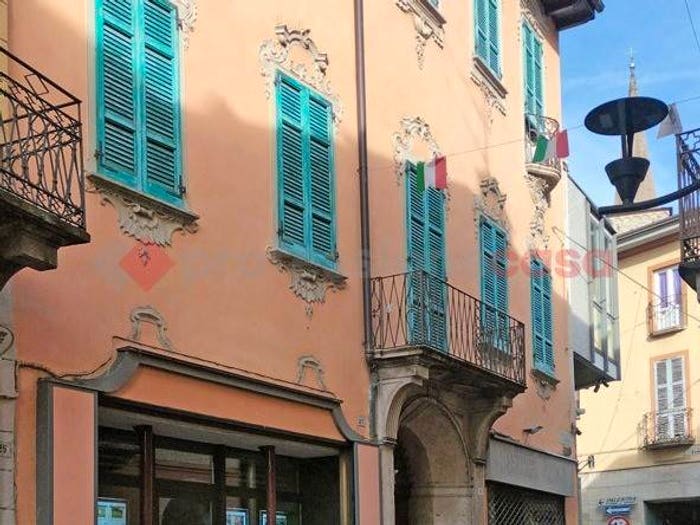 Appartamento trilocale in vendita in via cavallotti, Centro, Omegna