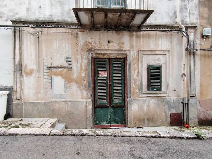 Appartamento trilocale in vendita in Via Nicolo Genovese No Number, Montelepre