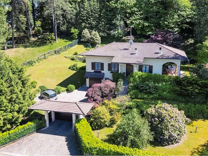 Casa con 6 locali in vendita in Via Dei Castagni, Bodio, Bodio Lomnago