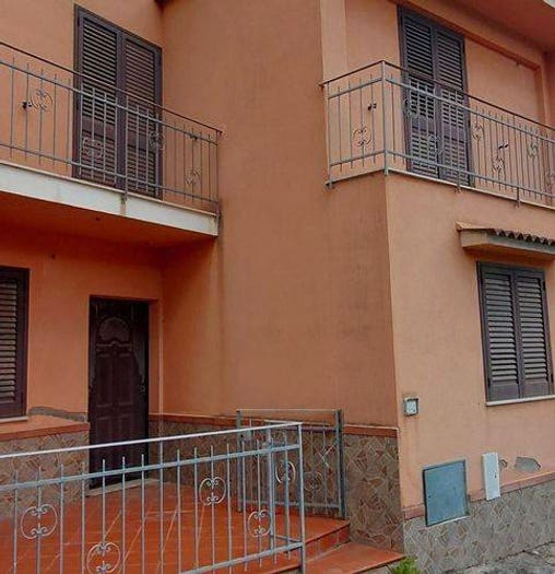 Casa quadrilocale in vendita in Contrada Maloto, Barcellona Pozzo di Gotto