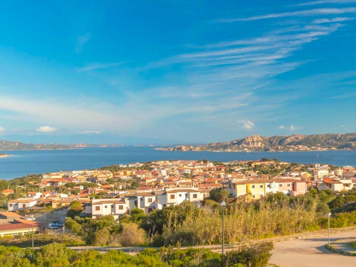 Appartamento trilocale in vendita in Via dell'Erica, Palau