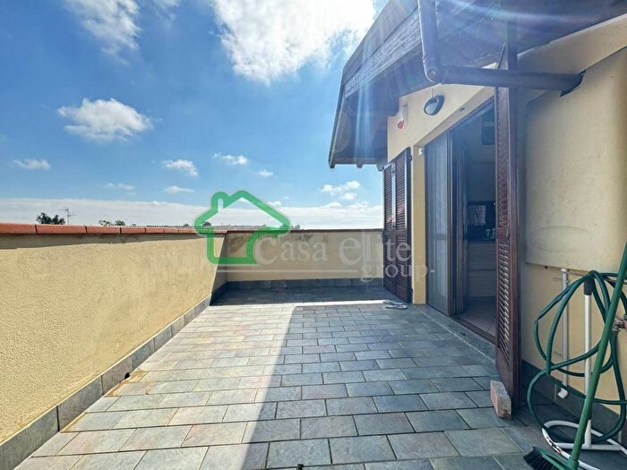 Appartamento trilocale in vendita in Via dell'Olmo, San Bernardo Olmo, Lodi