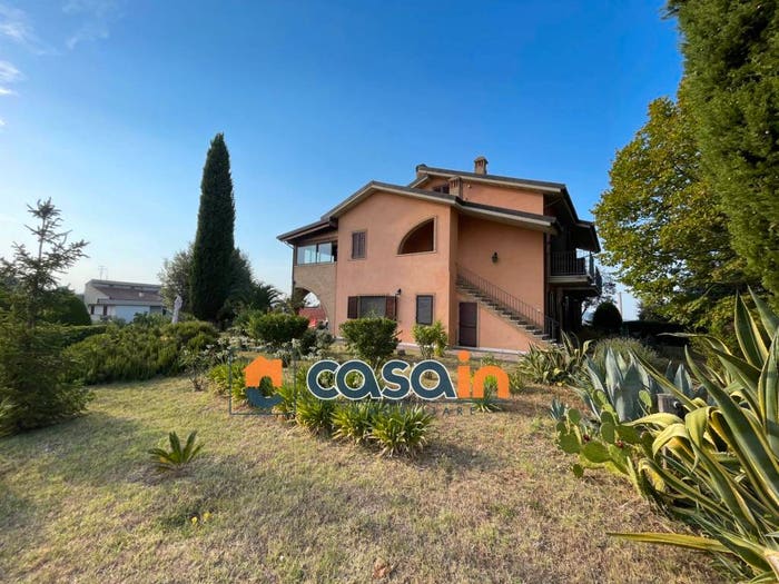 Casa con 6 locali in vendita in contrada san martino, San Martino, Castignano