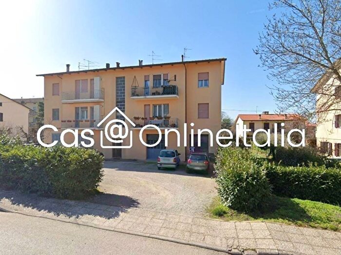 Appartamento con 6 locali in vendita in Via Martiri di Cefalonia, Sant'arcangelo, Magione