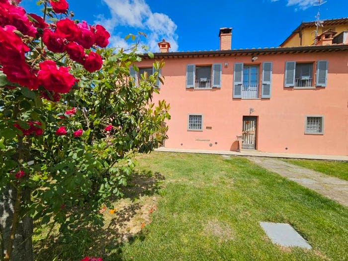 Casa con 6 locali in vendita in Località Battifolle, Battifolle, Arezzo