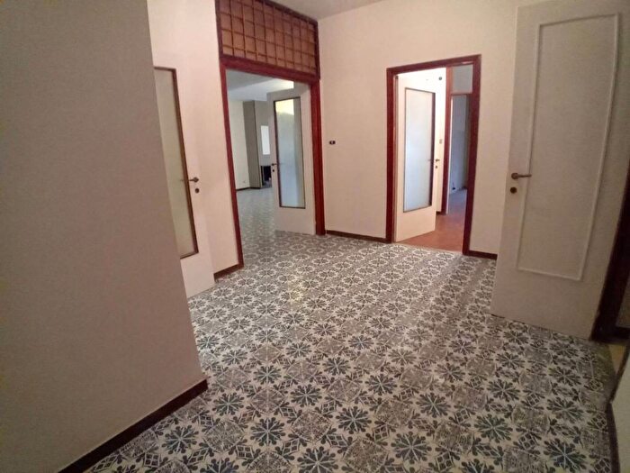 Appartamento trilocale in vendita in Via di Donna Olimpia, Monteverde Nuovo, Roma