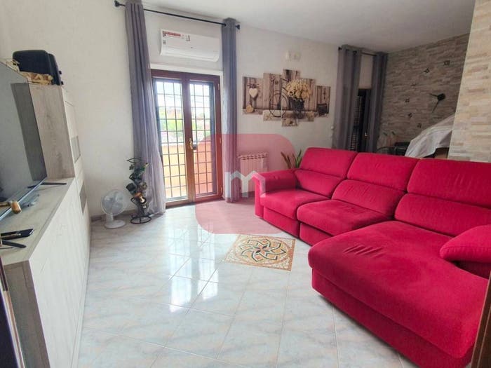 Appartamento trilocale in vendita in Via delle Orchidee, Cogna, Aprilia