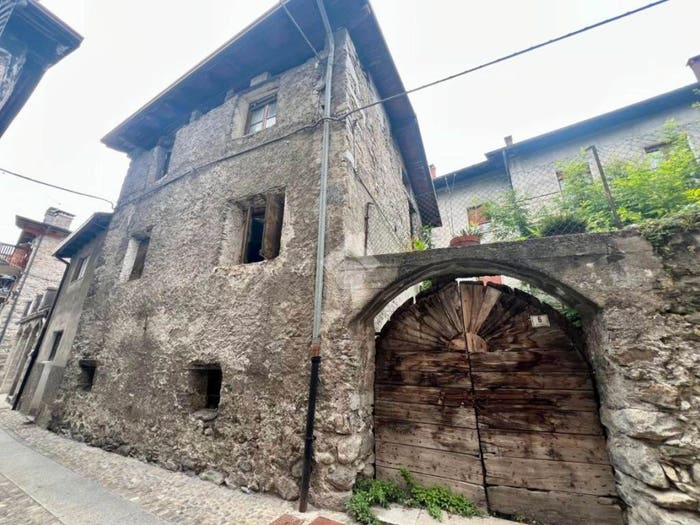 Casa trilocale in vendita in Via Fonatti, Centro, Edolo