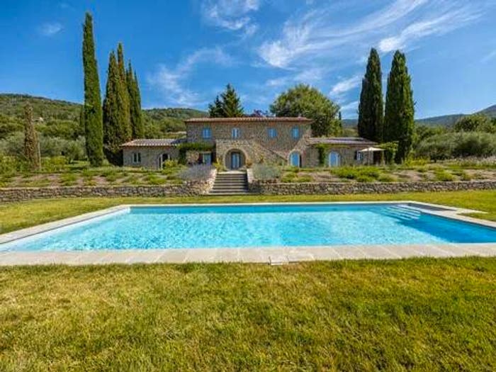 Casa con 6 locali in vendita in Località Tecognano No Number, Cortona