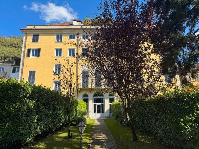 Appartamento con 6 locali in vendita in Via Giuseppe Garibaldi, Centro, Gavi