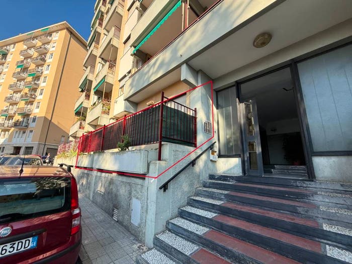 Appartamento trilocale in vendita in Via Delle Ginestre, Staglieno, Genova
