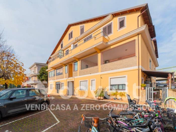 Appartamento trilocale in vendita in Via Lugano, Santa Filomena, Montesilvano