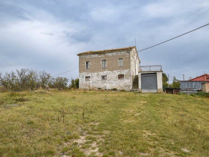 Casa con 6 locali in vendita in Contrada San Giovanni, Santa Vittoria in Matenano